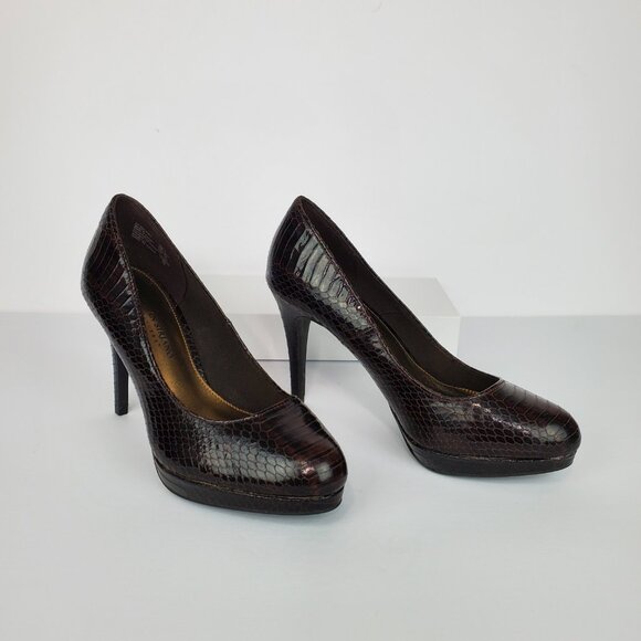 Christian Siriano for Payless Closed Toe Faux Reptile Classic Heels Shoes Size 7 - Picture 14 of 16
